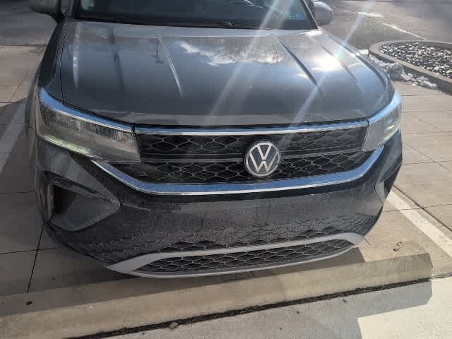 Thumbnail: 2023 Volkswagen Taos - 7