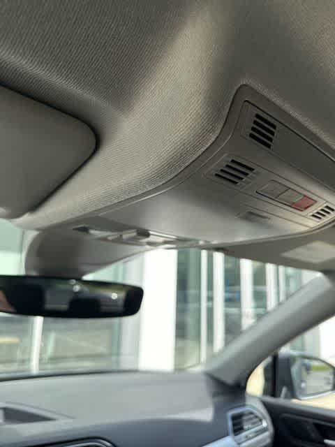 Thumbnail: 2023 Volkswagen Tiguan - 23
