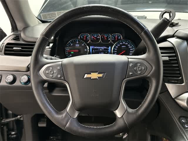 Thumbnail: 2017 Chevrolet Suburban - 8