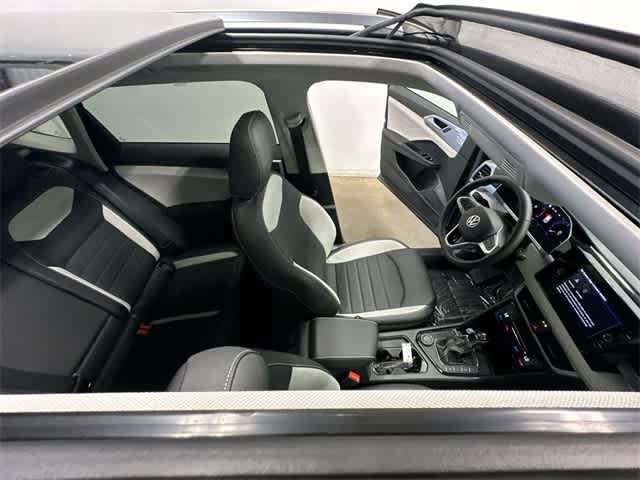 Thumbnail: 2025 Volkswagen Taos - 6