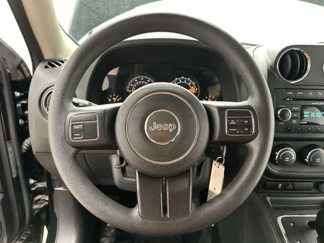 Thumbnail: 2015 Jeep Patriot - 7