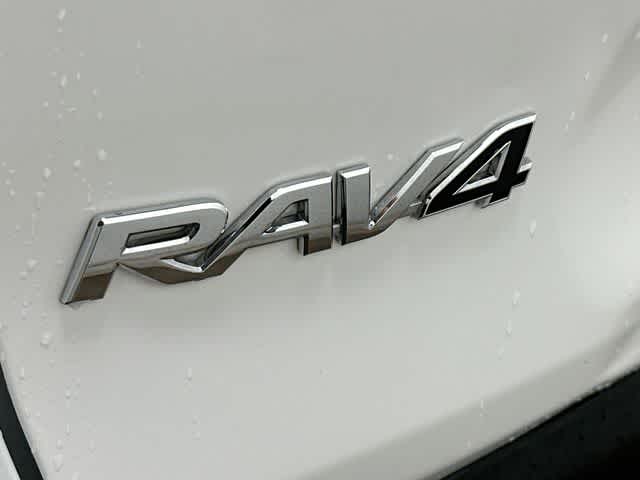 Thumbnail: 2023 Toyota RAV4 - 25