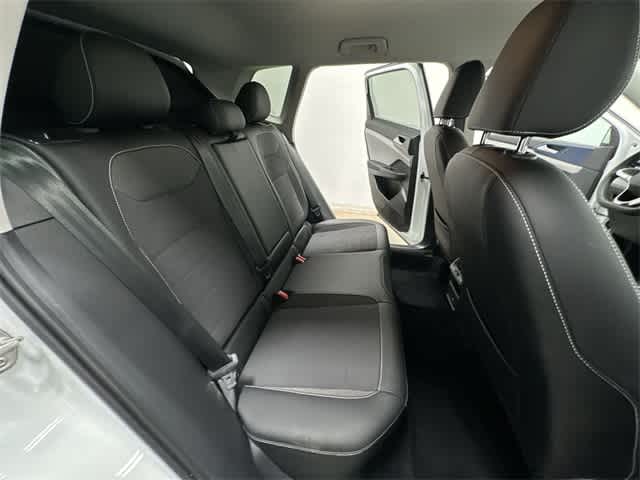 Thumbnail: 2022 Volkswagen Taos - 24