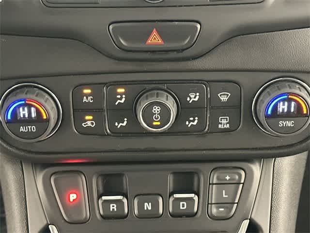 Thumbnail: 2021 GMC Terrain - 14