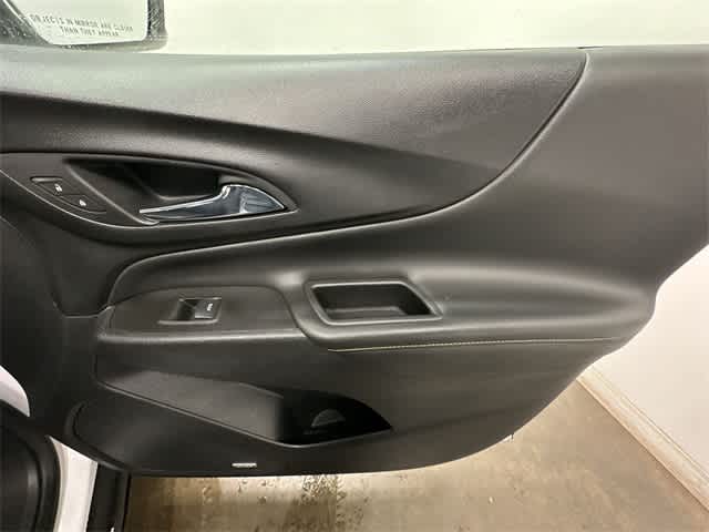 Thumbnail: 2021 Chevrolet Equinox - 24