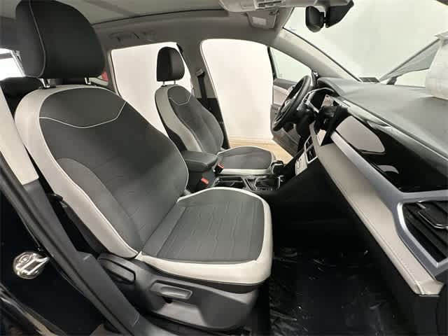 Thumbnail: 2025 Volkswagen Taos - 22