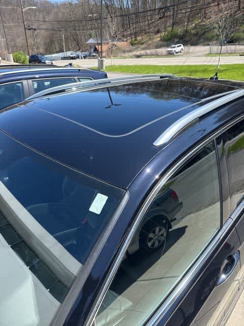 Thumbnail: 2022 Volkswagen Tiguan - 10