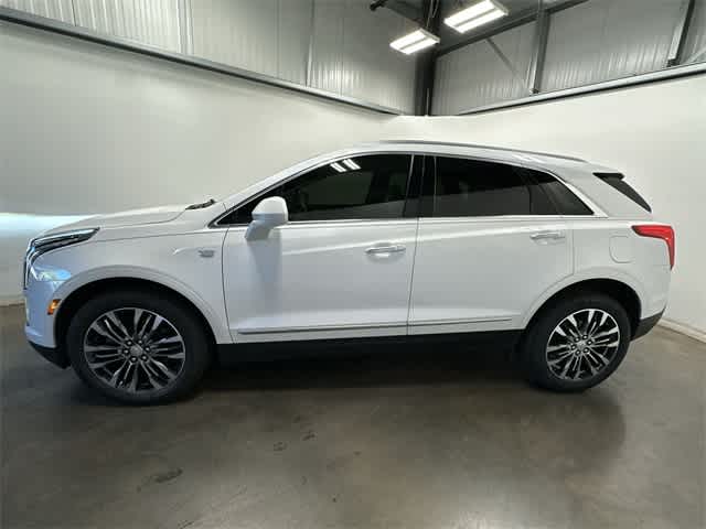 2018 Cadillac XT5 Premium Luxury photo 2