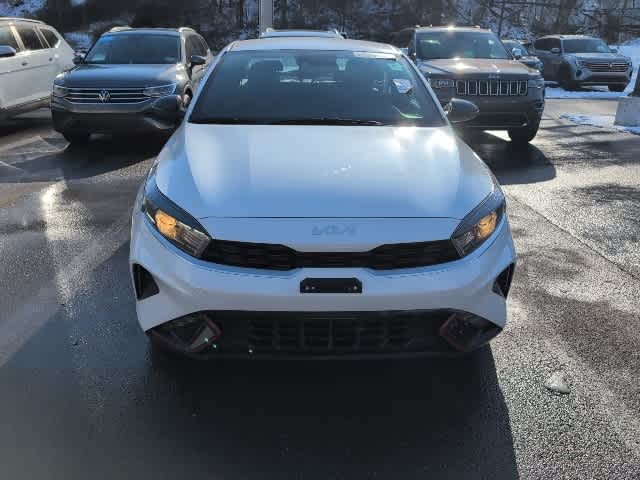 Thumbnail: 2023 Kia Forte - 7