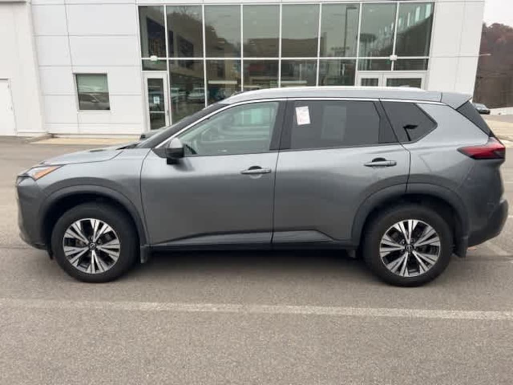 Used 2023 Nissan Rogue SV SUV