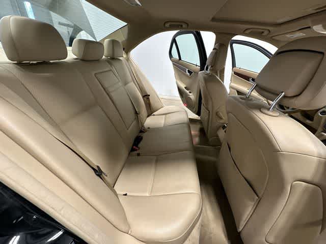 Thumbnail: 2008 Mercedes-Benz C-Class - 22