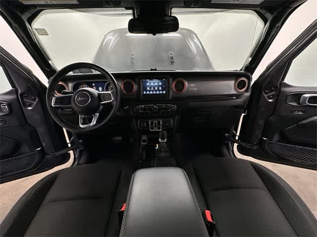 Thumbnail: 2021 Jeep Wrangler - 21