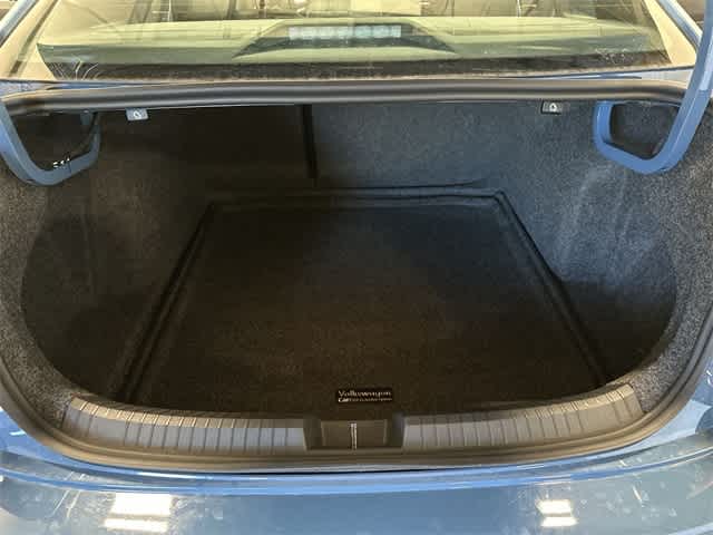 Thumbnail: 2026 Volkswagen Jetta - 22