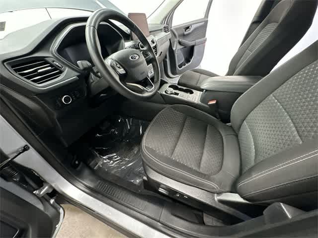 Thumbnail: 2023 Ford Escape - 14