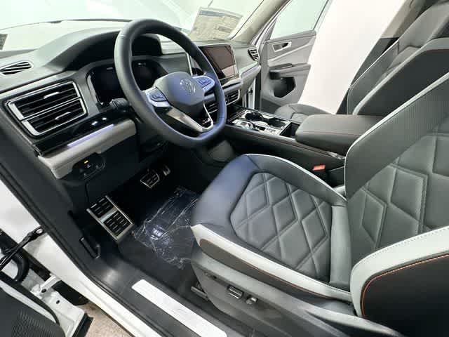 Thumbnail: 2026 Volkswagen Atlas - 16