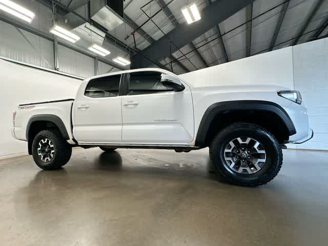 Thumbnail: 2022 Toyota Tacoma - 3