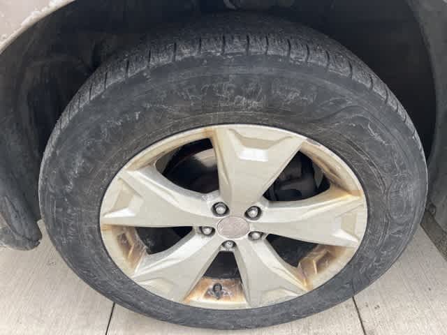 Thumbnail: 2015 Subaru Forester - 12