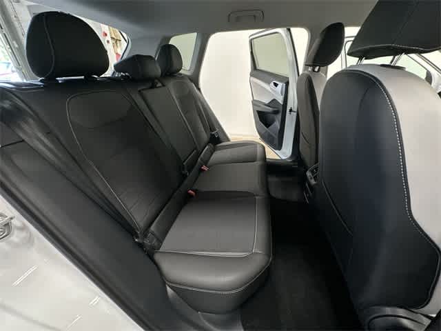 Thumbnail: 2025 Volkswagen Taos - 22