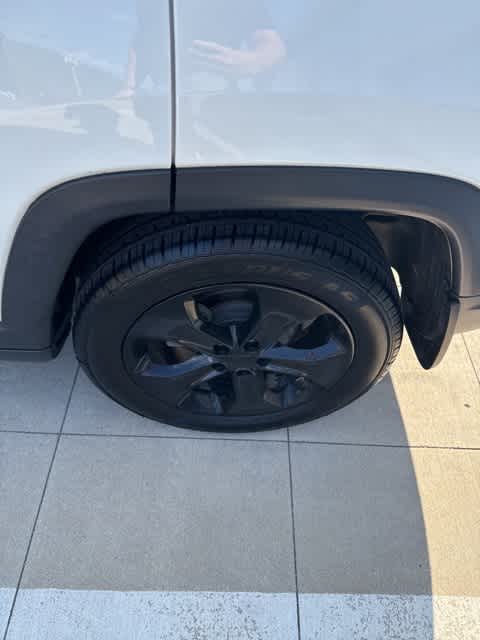 Thumbnail: 2018 Jeep Compass - 8