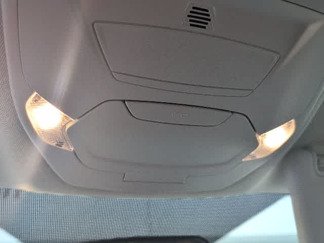 Thumbnail: 2019 Ford Escape - 20