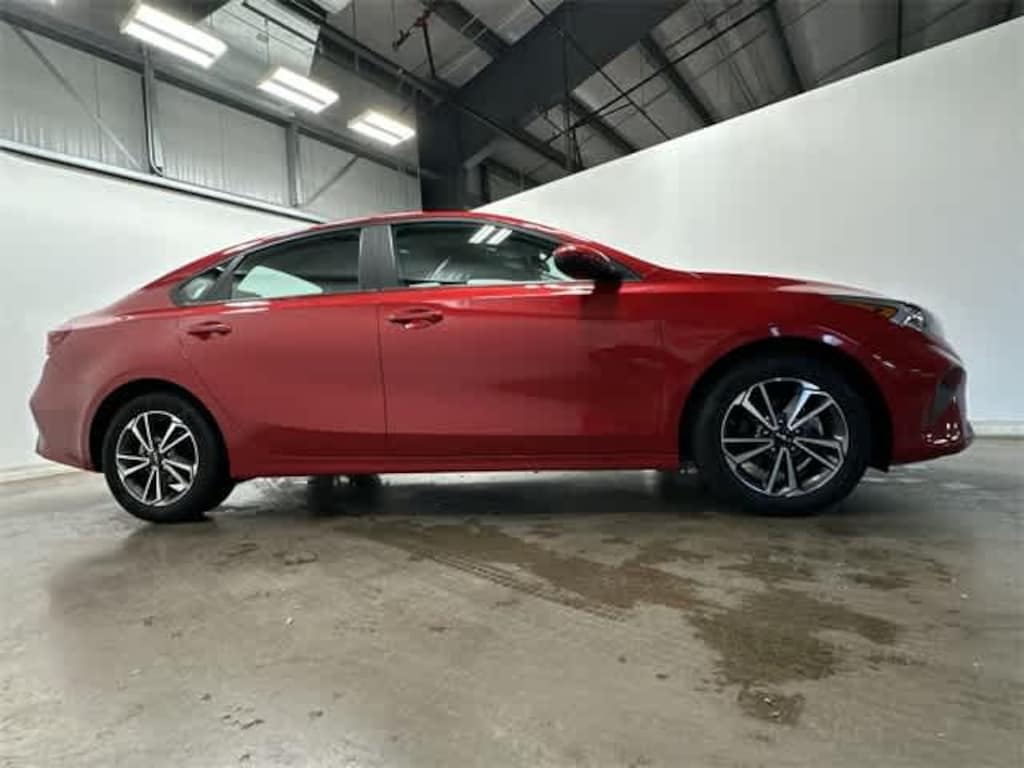 Used 2023 Kia Forte LXS Sedan