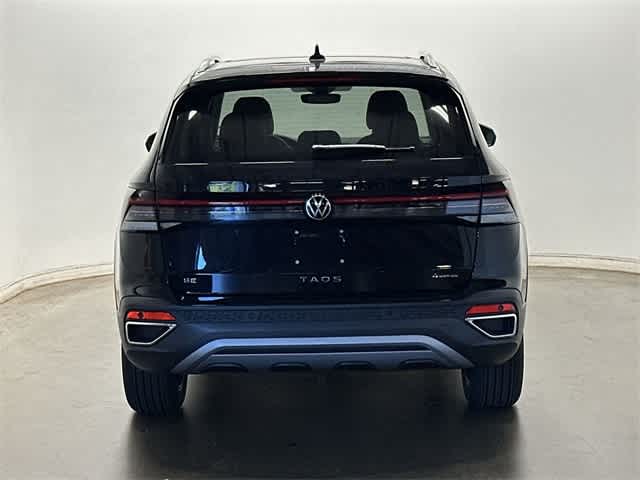 Thumbnail: 2025 Volkswagen Taos - 4