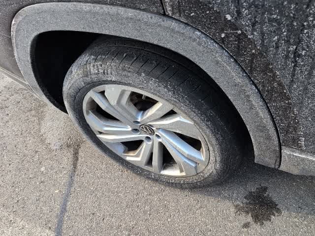 Thumbnail: 2023 Volkswagen Atlas - 8