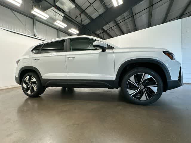 Thumbnail: 2026 Volkswagen Taos - 3