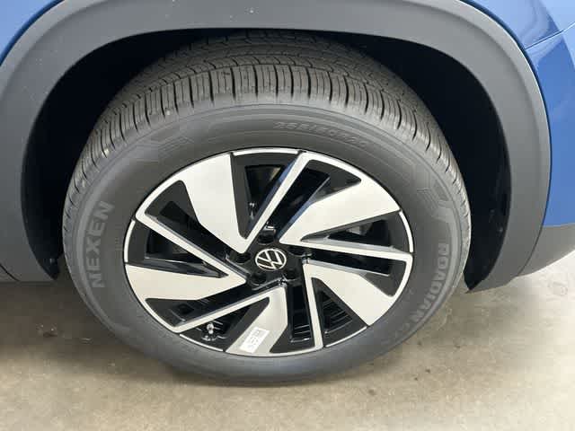 Thumbnail: 2026 Volkswagen Atlas - 5