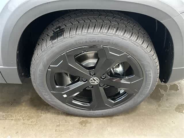 Thumbnail: 2025 Volkswagen Taos - 5