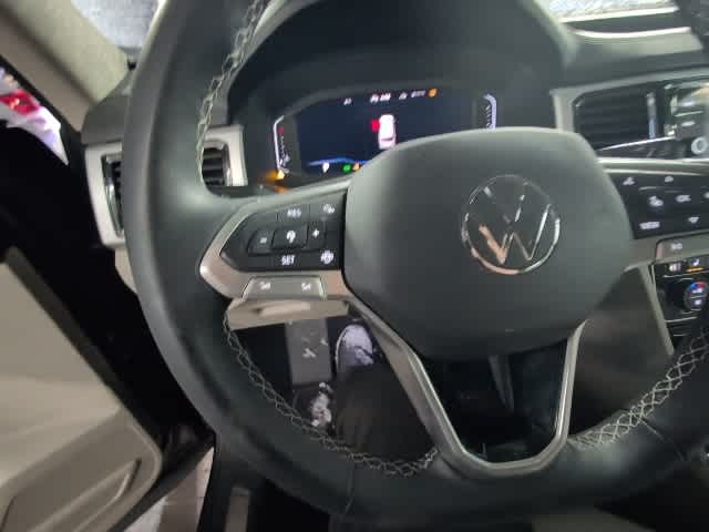 Thumbnail: 2023 Volkswagen Atlas - 14