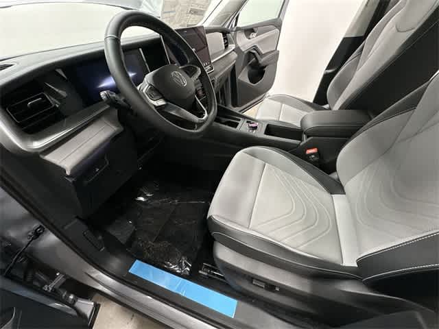 Thumbnail: 2026 Volkswagen Tiguan - 16