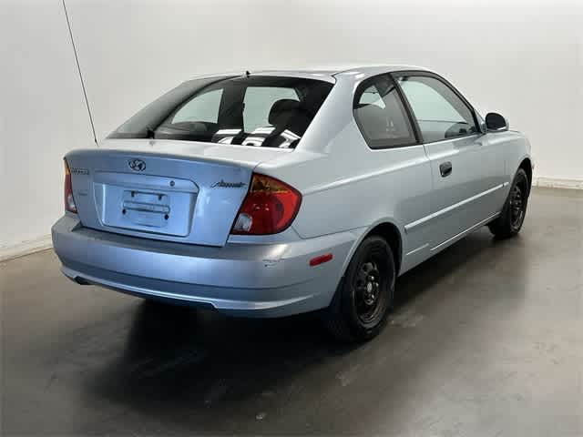 2003 Hyundai Accent  27