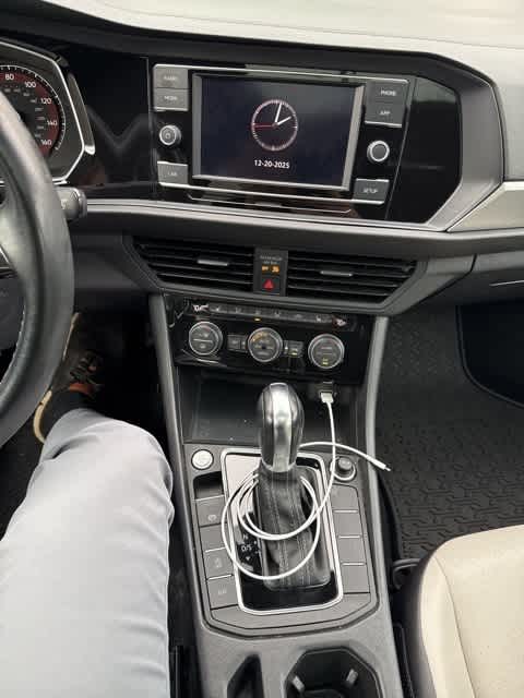 Thumbnail: 2019 Volkswagen Jetta - 22