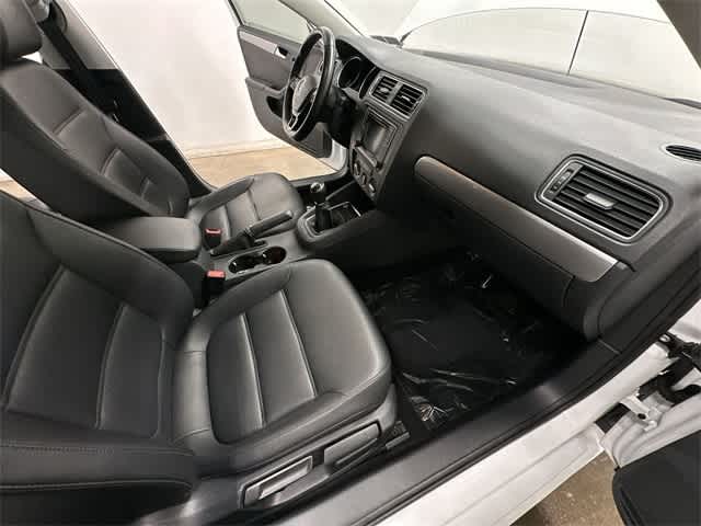 Thumbnail: 2017 Volkswagen Jetta - 21