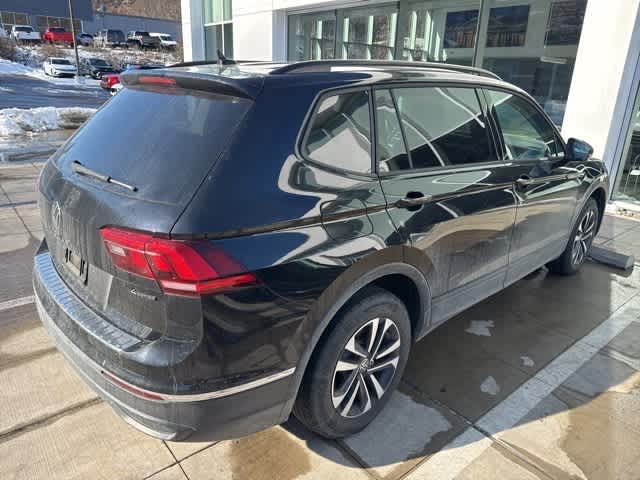 Thumbnail: 2022 Volkswagen Tiguan - 6