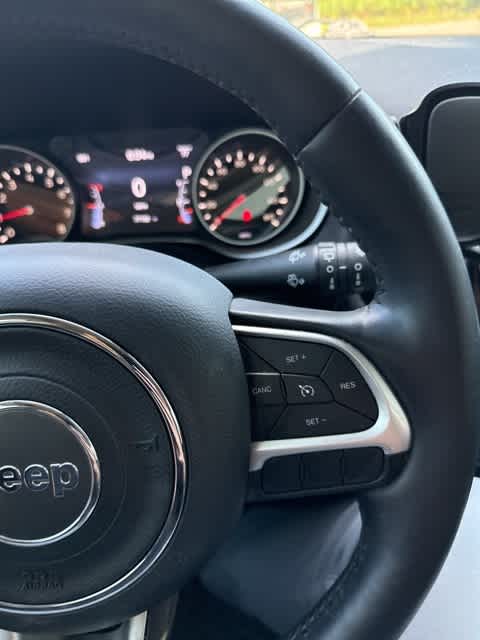 Thumbnail: 2018 Jeep Compass - 14