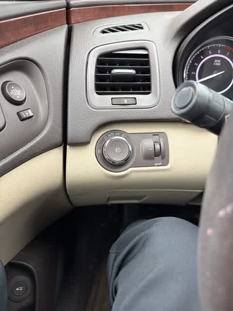 Thumbnail: 2017 Buick Regal - 16