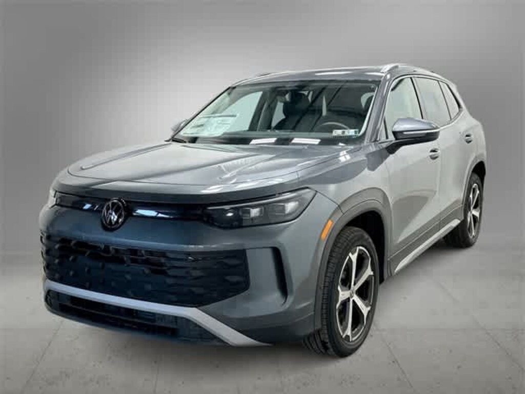 New 2026 Volkswagen Tiguan 2.0T SE SUV