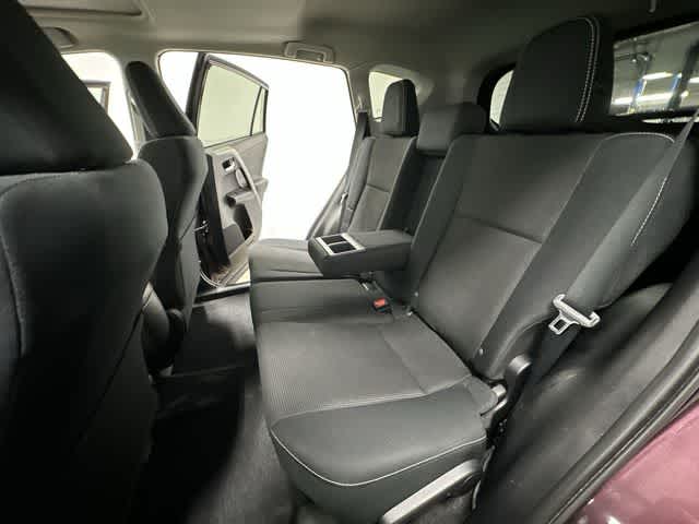 Thumbnail: 2016 Toyota RAV4 - 18