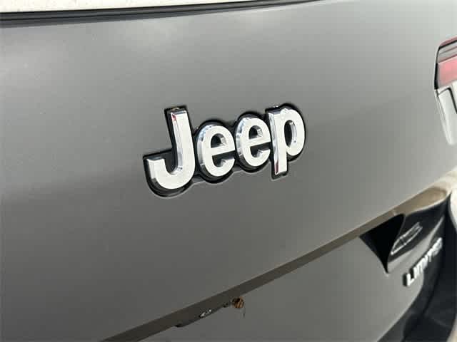 Thumbnail: 2022 Jeep Grand Cherokee - 31