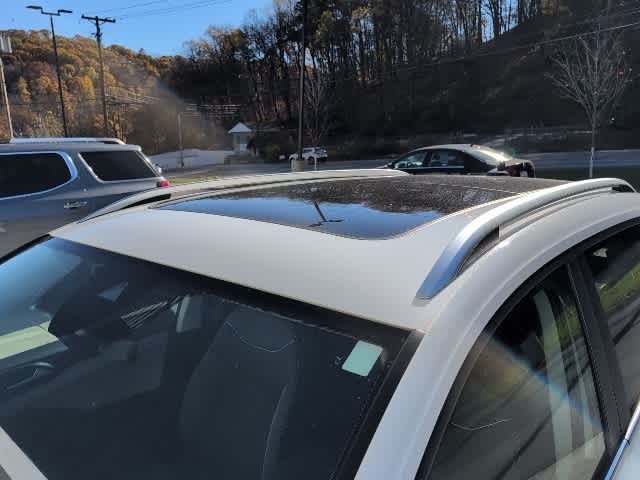 Thumbnail: 2023 Volkswagen Taos - 11