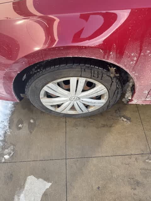 Thumbnail: 2017 Volkswagen Jetta - 9