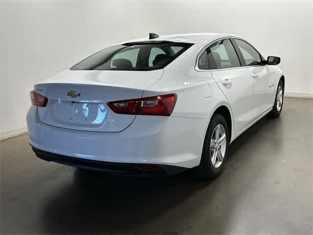 Thumbnail: 2022 Chevrolet Malibu - 32