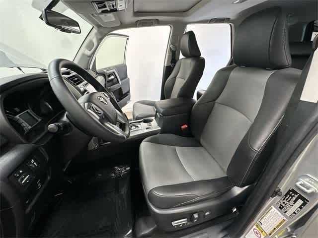 2019 Toyota 4Runner SR5 17