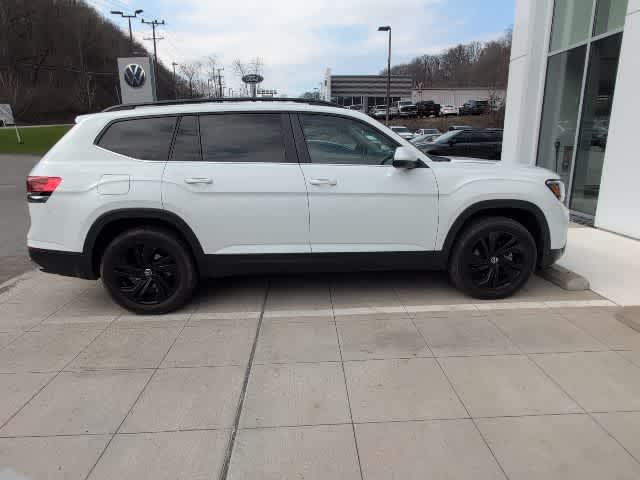 Thumbnail: 2023 Volkswagen Atlas - 5