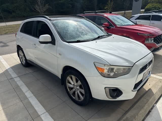 Thumbnail: 2015 Mitsubishi Outlander Sport - 3
