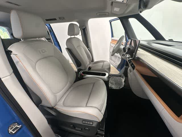 Thumbnail: 2025 Volkswagen ID.Buzz - 21