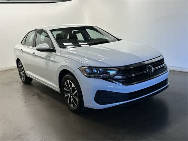 Thumbnail: 2023 Volkswagen Jetta - 30