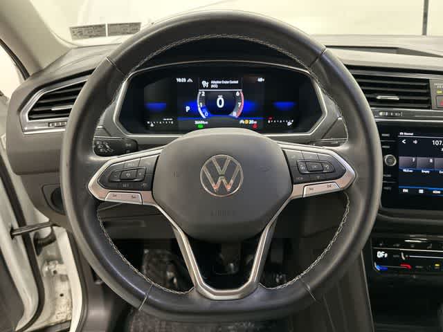 Thumbnail: 2023 Volkswagen Tiguan - 7